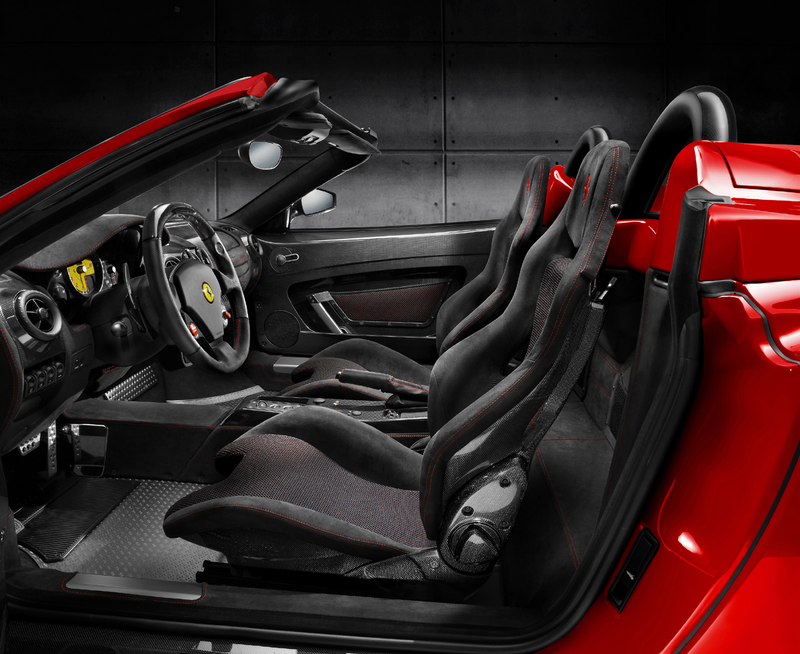 Illustration for article titled Ferrari Scuderia Spider 16M Unveiled Live At Mugello With Stickers, 16 GB Ferrari iPod Touch
